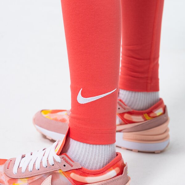 Детски панталони NIKE КЛИН G NSW FAVORITES SWSH LGGNG LBR G GIRL dd6482-814 цвят розов