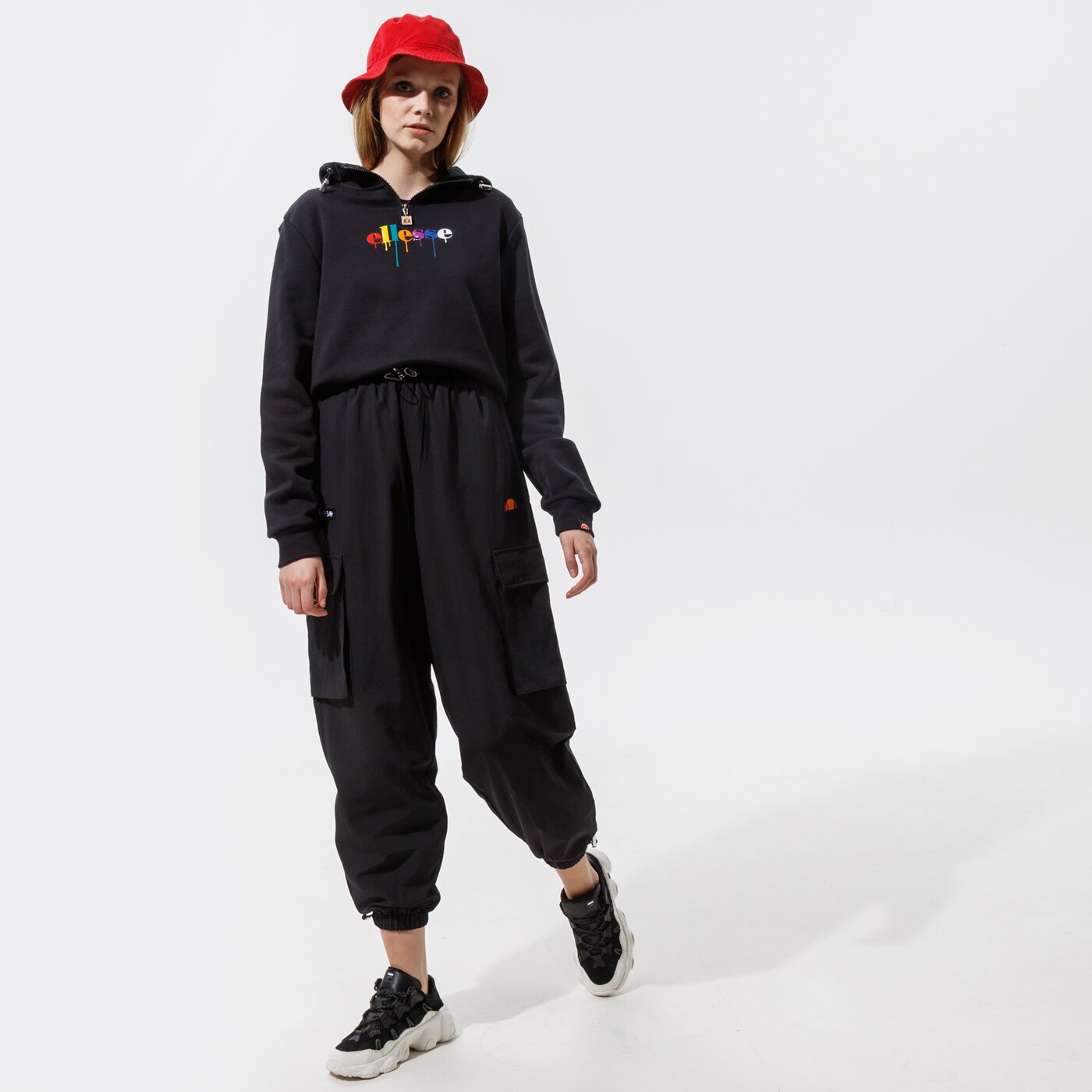 Дамски суичър ELLESSE СУИТЧЪР С КАЧУЛКА TOMA OH HOODY BLK sgi11090011 цвят черен