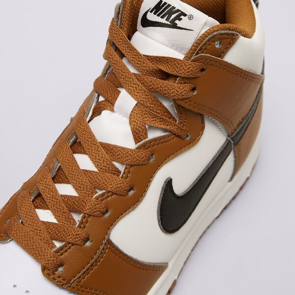 Дамски маратонки NIKE W DUNK HIGH NN fv5960-200 цвят бял