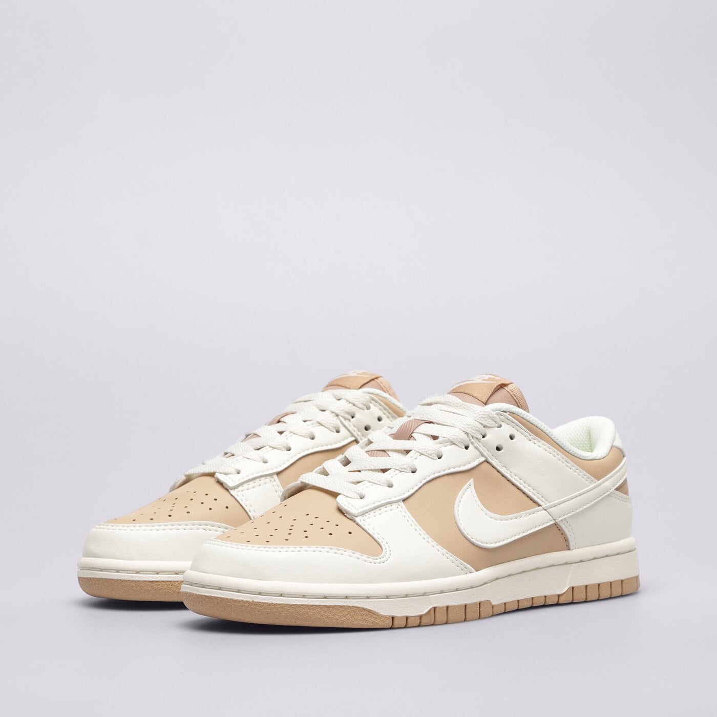 Дамски маратонки NIKE DUNK LOW NEXT NATURE  dd1873-200 цвят бежов