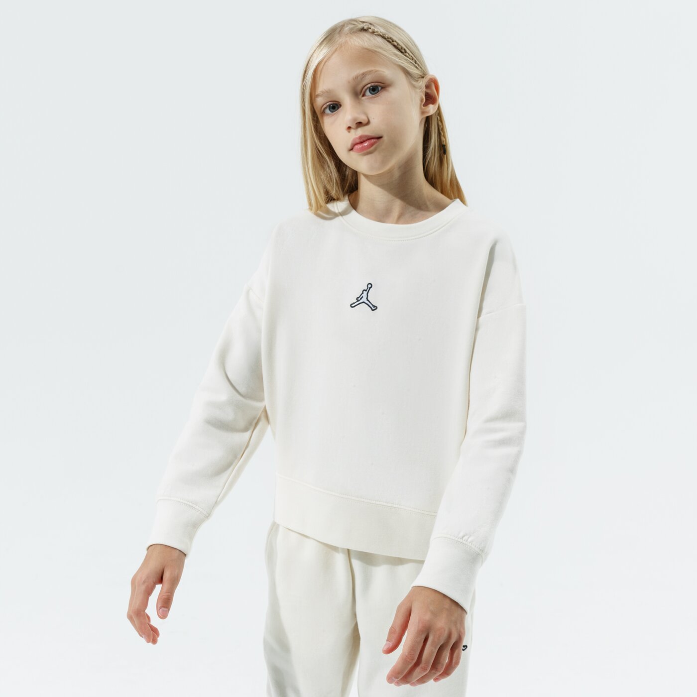 Детски суичър JORDAN СУИТЧЪР JORDAN ESSENTIALS CREW GIRL 45a859-w5t цвят бежов