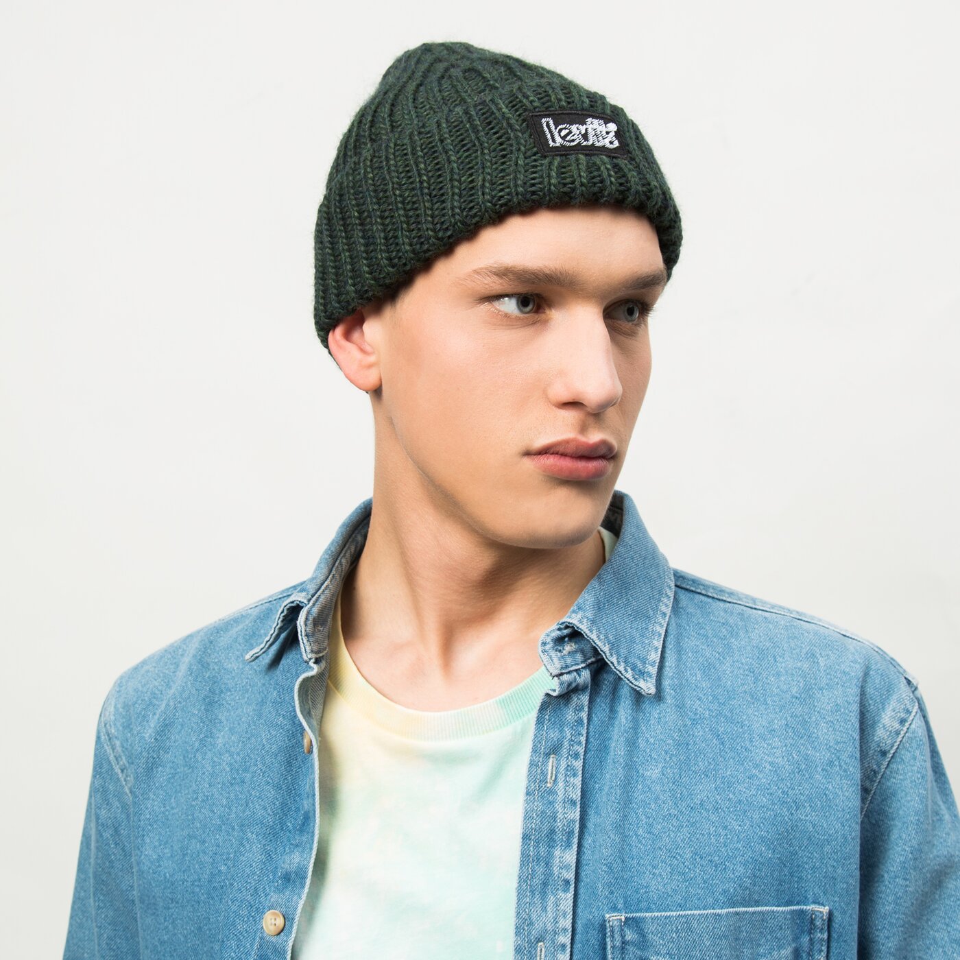 Дамска зимна шапка LEVI'S ШАПКА CHUNKY BEANIE d7257-0002 цвят зелен