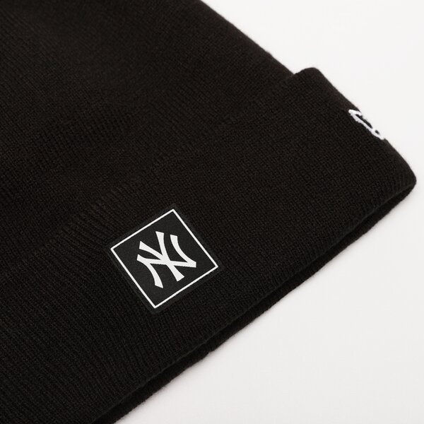 Мъжка зимна шапка NEW ERA ШАПКА TEAM BEANIE NYY BLK NEW YORK YANKEES BLKOTC 60284968 цвят черен
