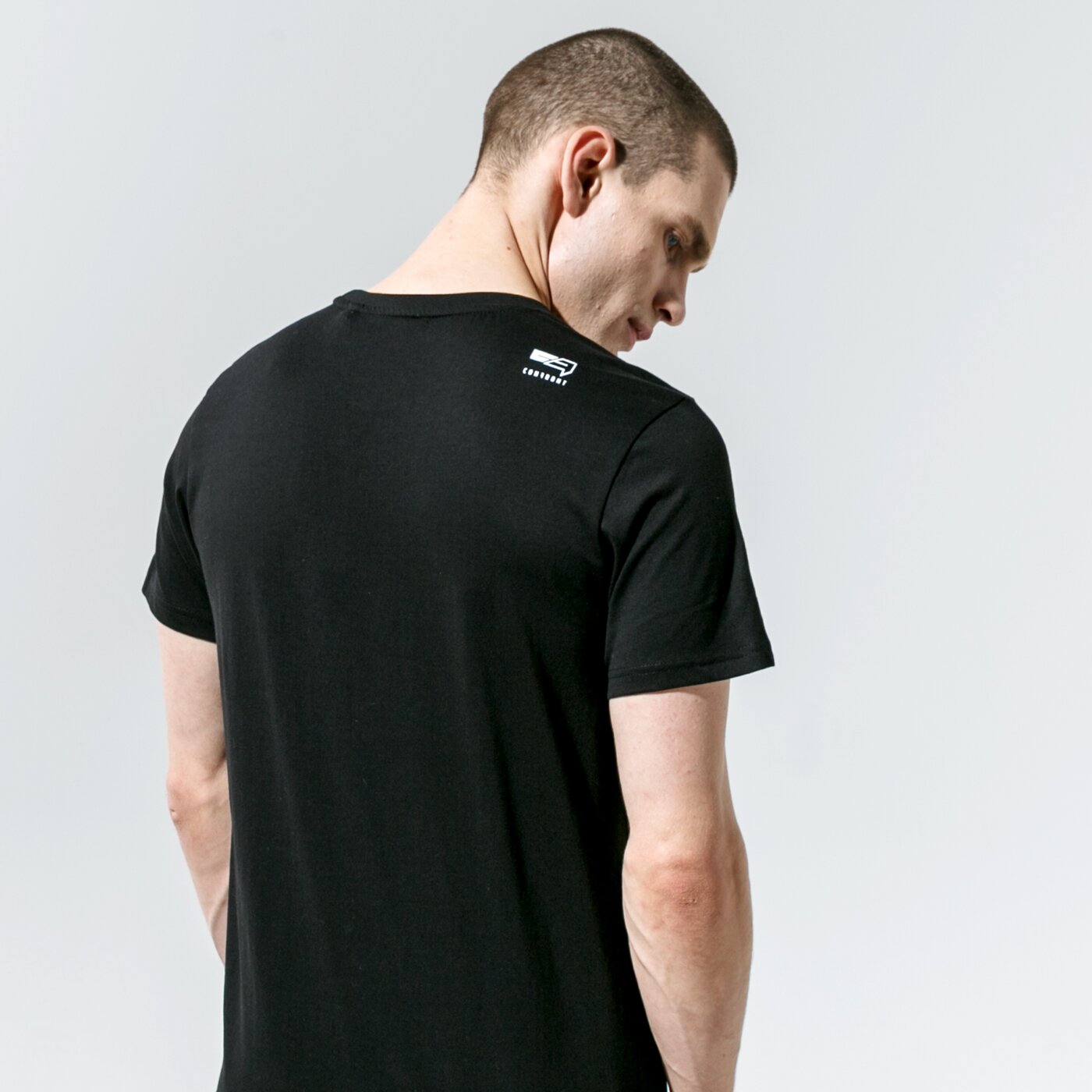 Мъжка тениска CONFRONT ТЕНИСКА BOX LOGO TEE BLK cf121tsm43002 цвят черен