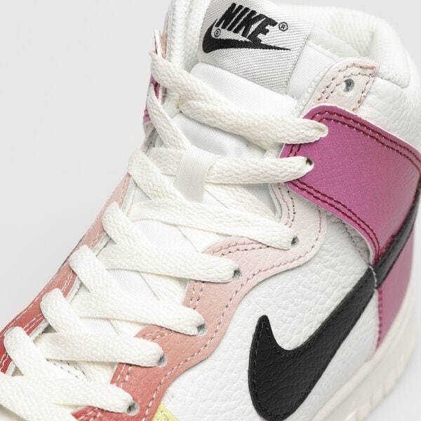 Дамски маратонки NIKE WMNS DUNK HIGH fd0802-100 цвят многоцветен