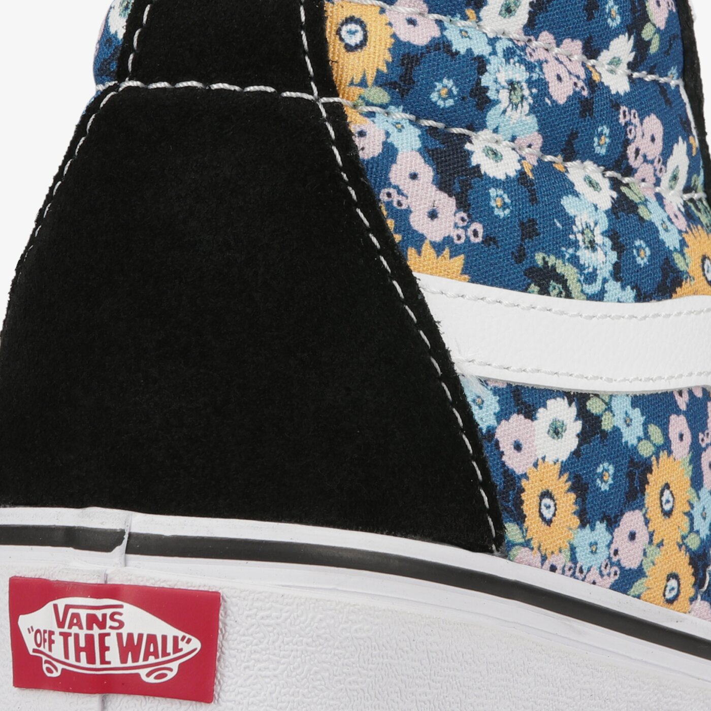 Дамски маратонки VANS UA SK8-HI  vn0a5jmjff11 цвят черен