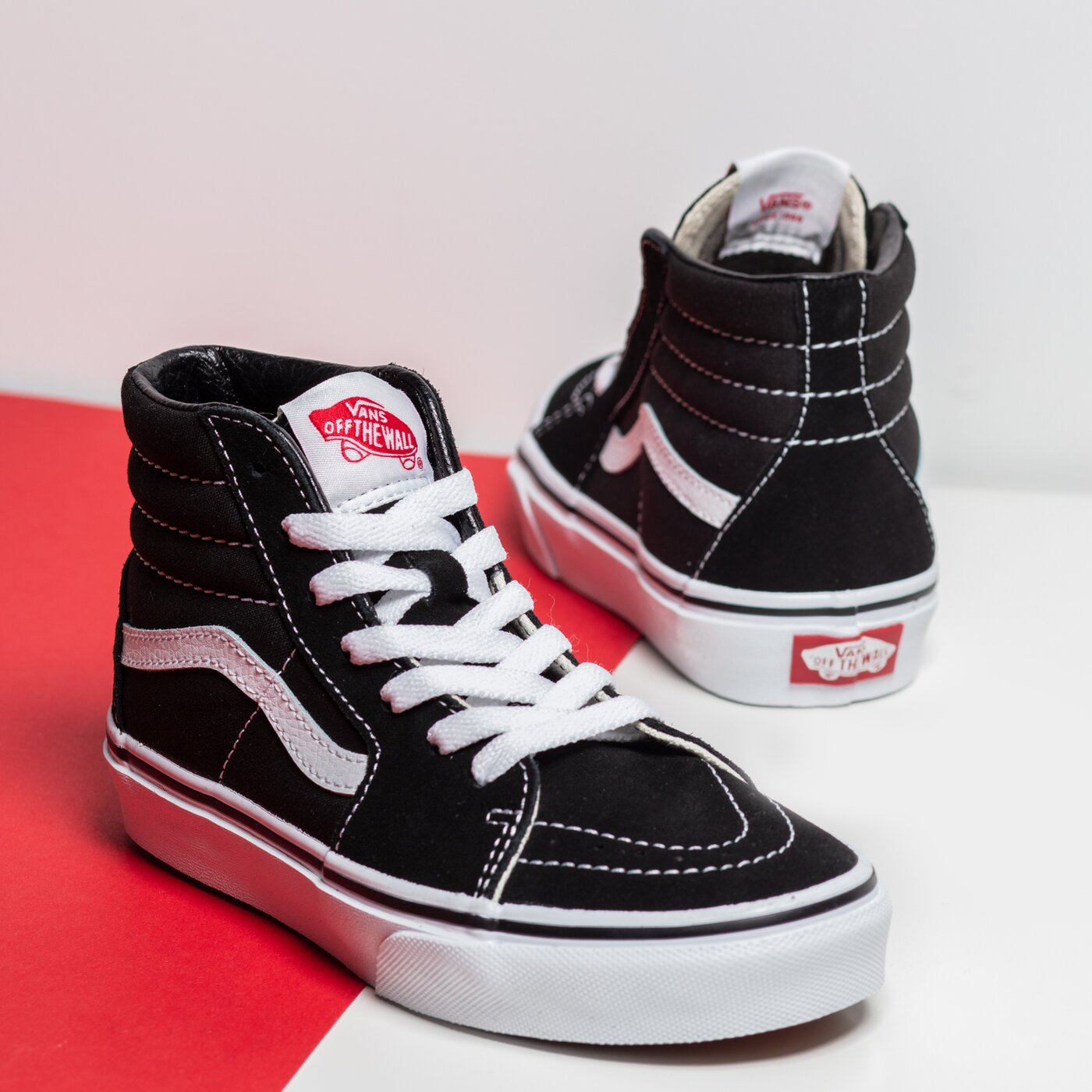 Детски маратонки VANS SK8-HI  vn000d5f6bt1 цвят черен