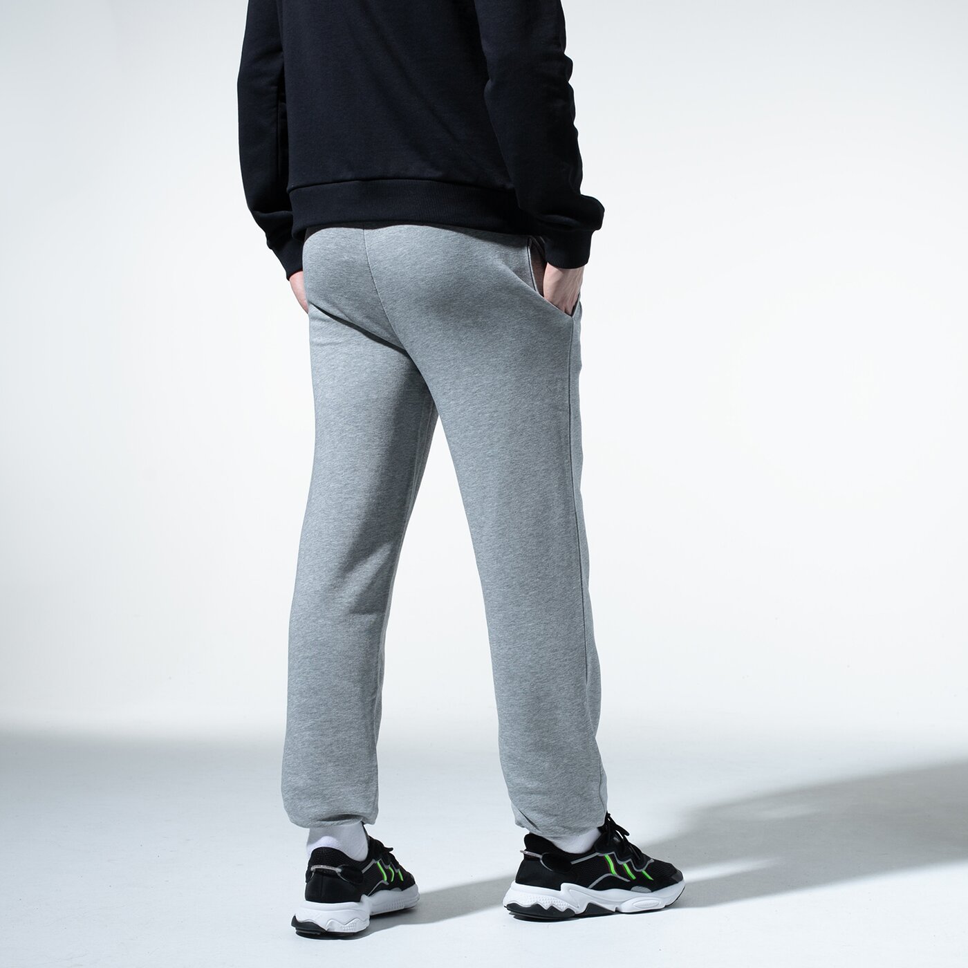 Мъжки панталони CHAMPION ПАНТАЛОНИ BASIC CUFF PANTS 214538em006 цвят сив