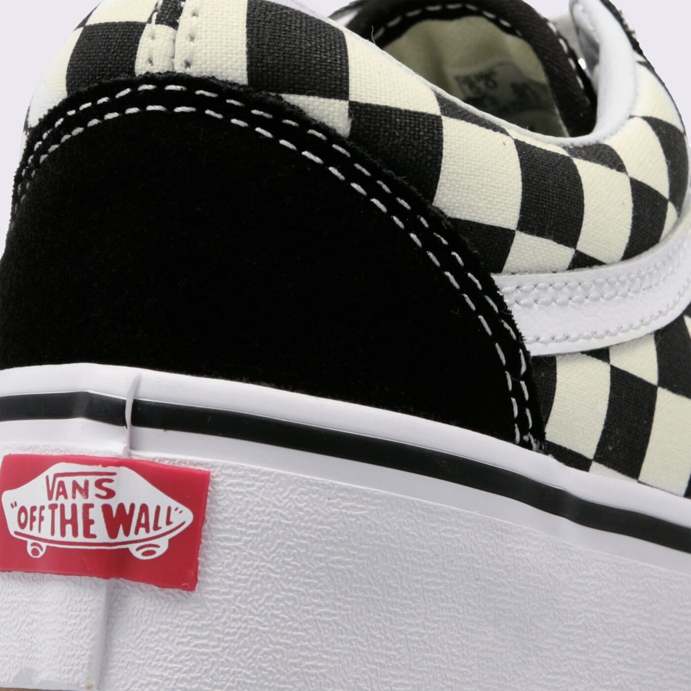 Дамски маратонки VANS OLD SKOOL PLATFORM OLD SKOOL vn0a3b3uhrk1 цвят черен
