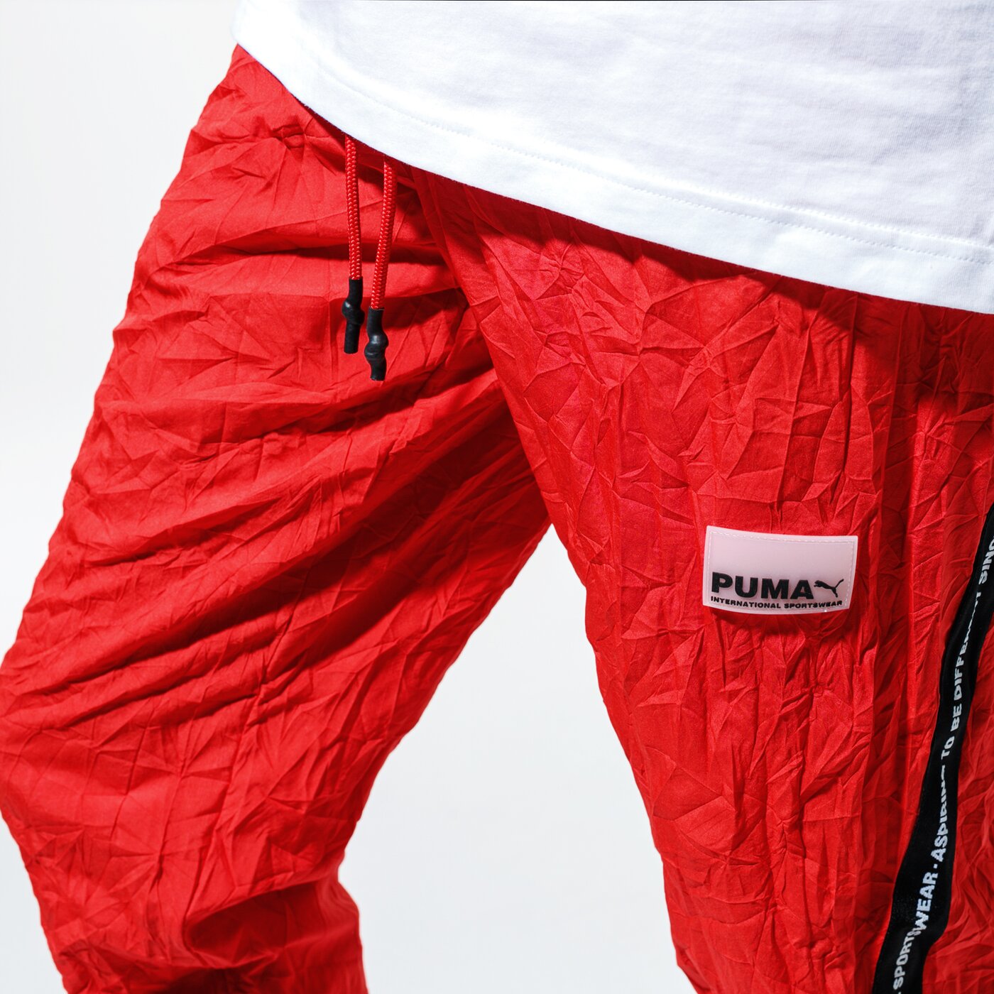 Мъжки панталони PUMA ПАНТАЛОНИ AVENIR WOVEN PANTS 59646111 цвят червен
