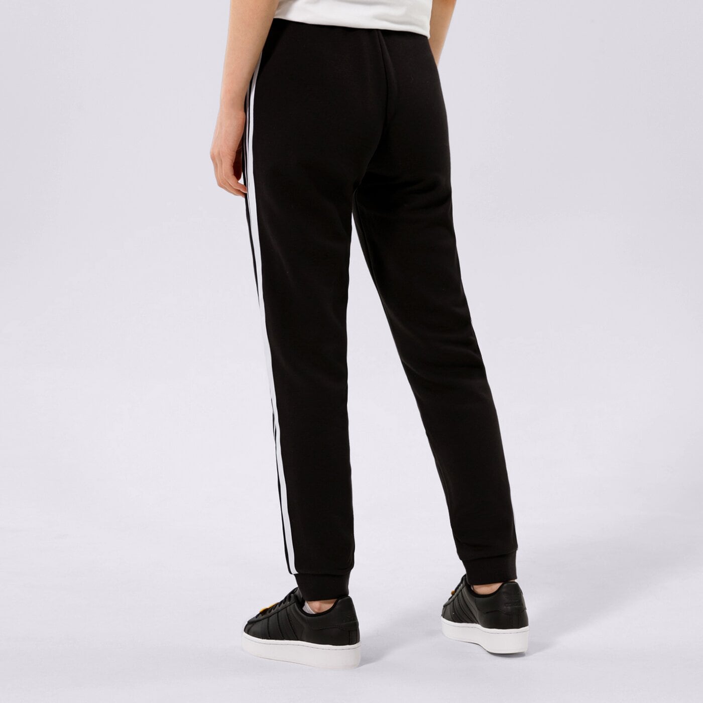 Дамски панталони ADIDAS ПАНТАЛОНИ SLIM gd2255 цвят черен