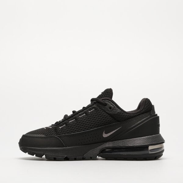 Дамски маратонки NIKE AIR MAX PULSE fd6409-003 цвят черен