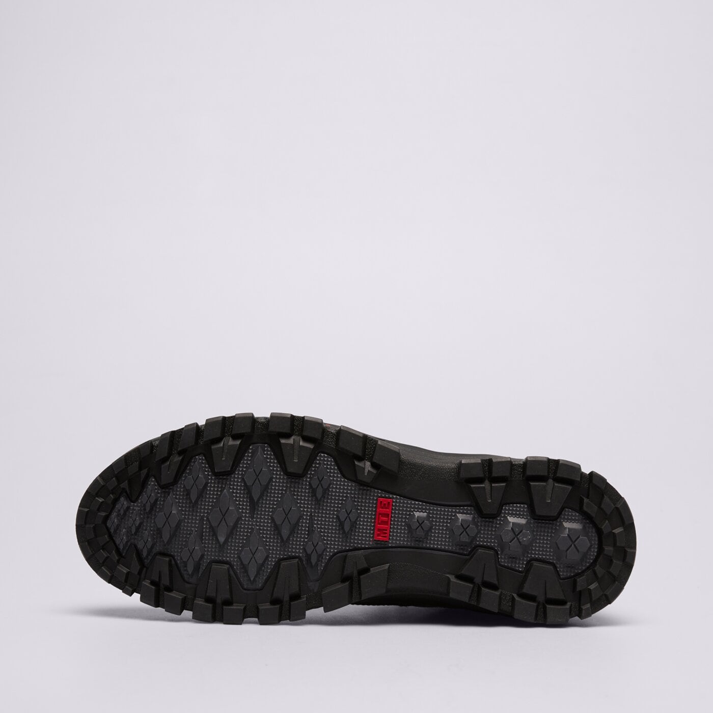 Мъжки зимни обувки VANS MTE SK8-HI GORE-TEX INSULATED vn000darbka1 цвят черен