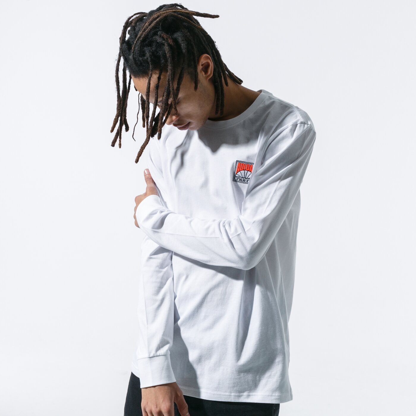 Мъжка тениска ADIDAS ТЕНИСКА BB MINI EMB LS TEE gj9584 цвят бял