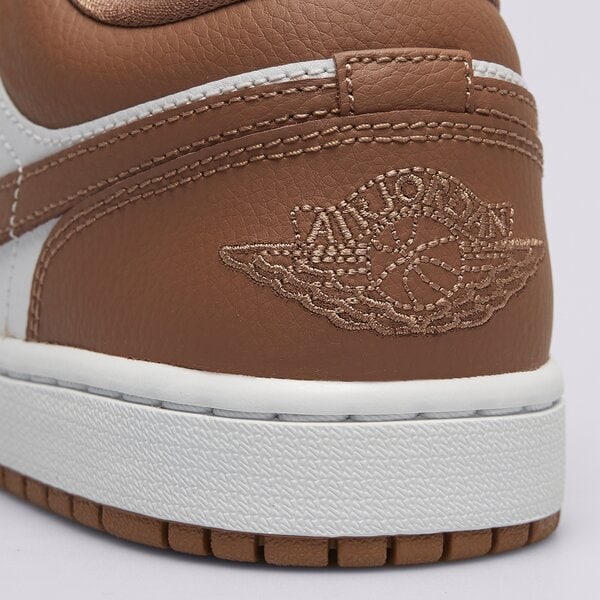 Дамски маратонки AIR JORDAN 1 LOW  dc0774-202 цвят бял