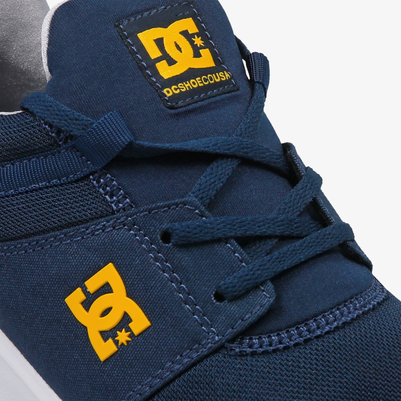 Мъжки маратонки DC HEATHROW adys700071ngl цвят тъмносин