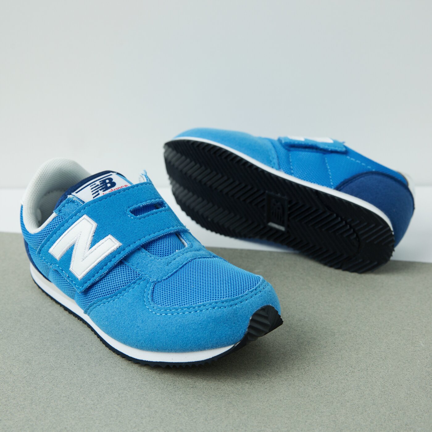 Детски маратонки NEW BALANCE IV220CBL iv220cbl цвят син