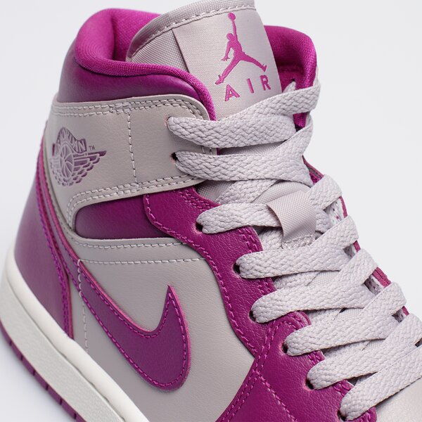 Дамски маратонки AIR JORDAN 1 MID  bq6472-501 цвят виолетов