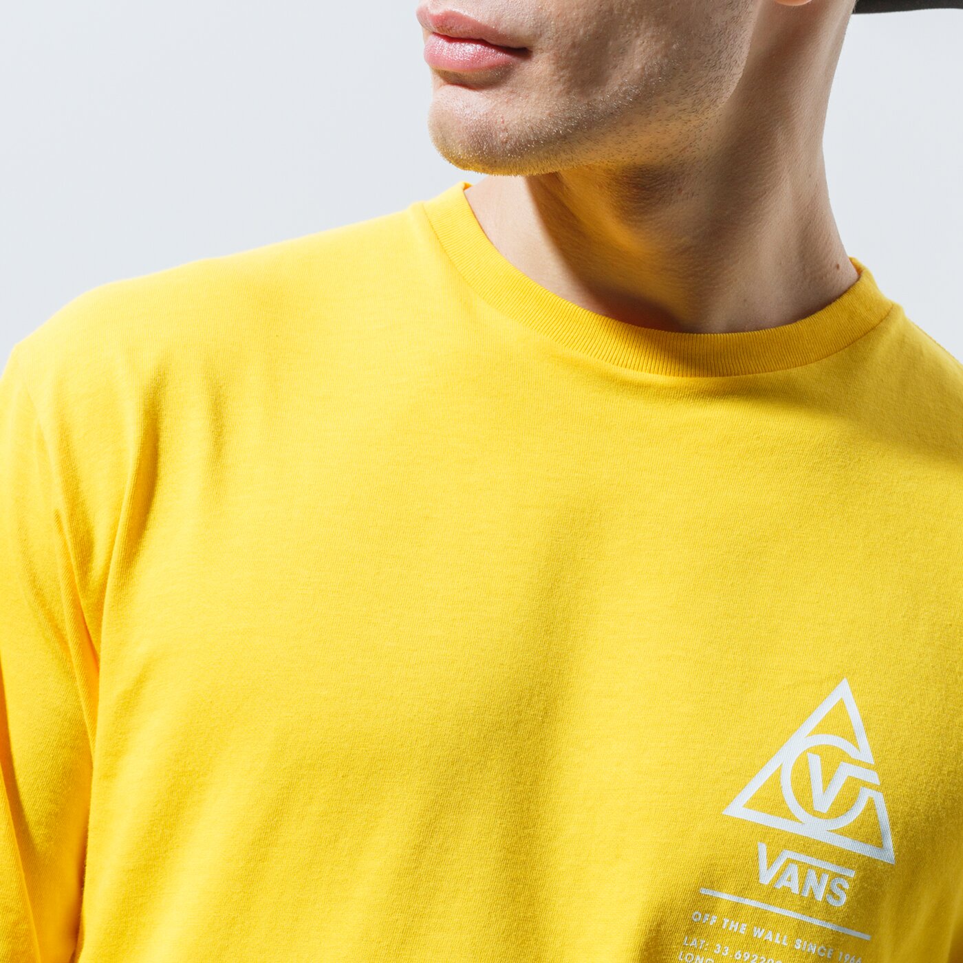 Мъжка тениска VANS ТЕНИСКА 66 SUPPLY LS vn0a4tut85w1 цвят жълт