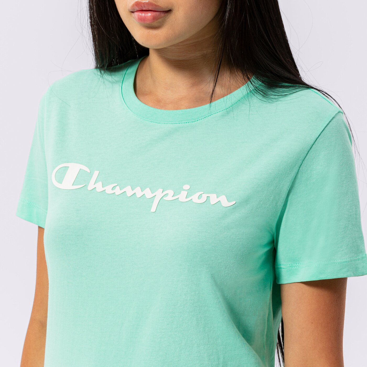 Дамска тениска CHAMPION ТЕНИСКА CREWNECK ТЕНИСКА 114911gs101 цвят зелен