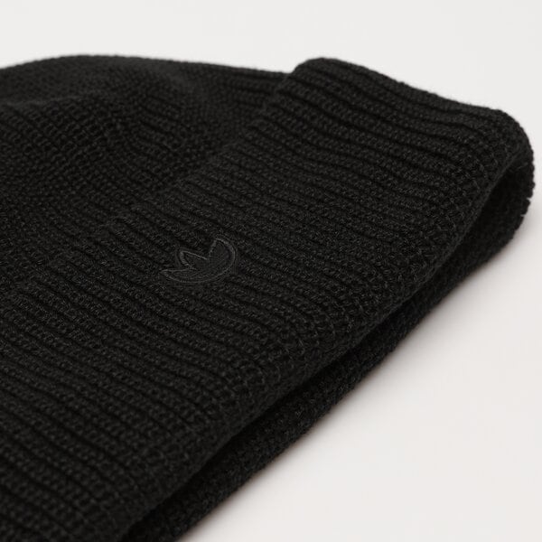 Дамска зимна шапка ADIDAS ШАПКА SHORT BEANIE il8441 цвят черен