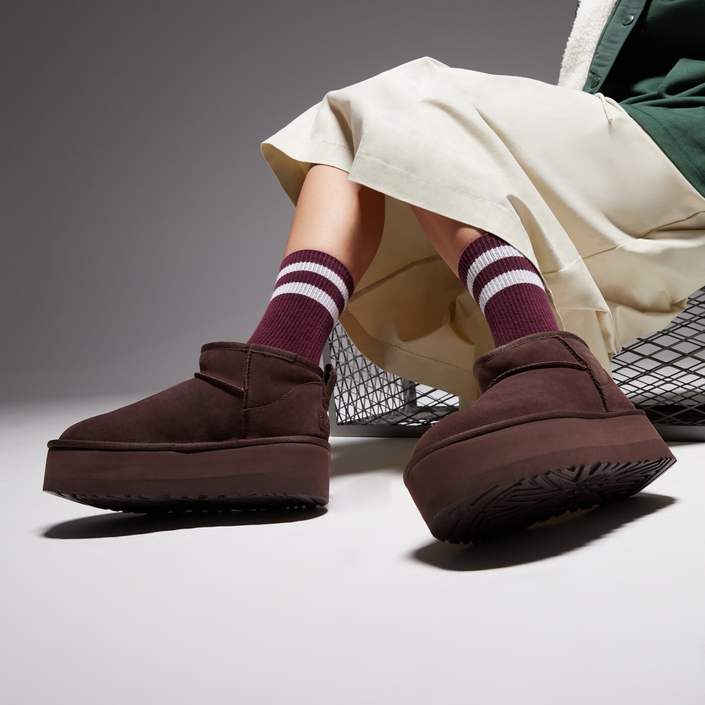 Дамски кежуал UGG CLASSIC ULTRA MINI PLATFORM 1135092-bcdr цвят кафяв