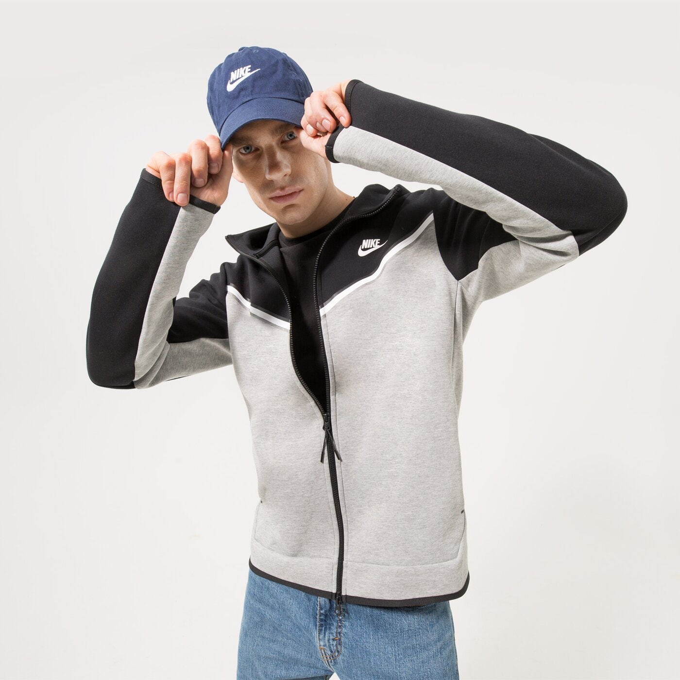 Мъжки суичър NIKE СУИТЧЪР СЪС ЗАКОПЧАВАНЕ С КАЧУЛКА TECH FLEECE cu4489-016 цвят сив