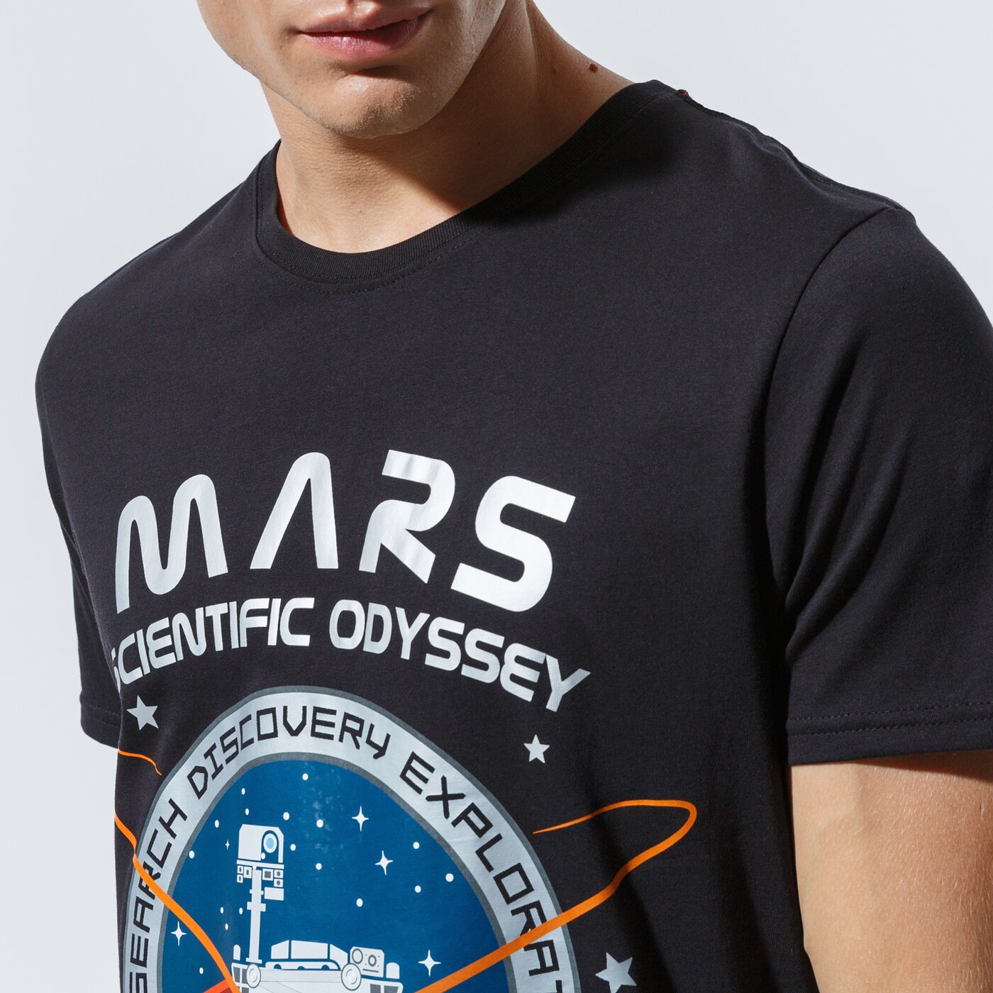 Мъжка тениска ALPHA INDUSTRIES ТЕНИСКА MISSION TO MARS T 12653103 цвят черен
