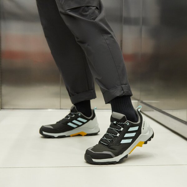 Мъжки зимни обувки ADIDAS TERREX EASTRAIL 2 if4913 цвят черен
