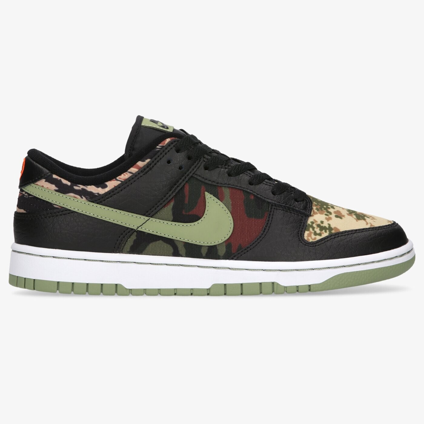 Мъжки маратонки NIKE DUNK LOW SE dh0957-001 цвят черен