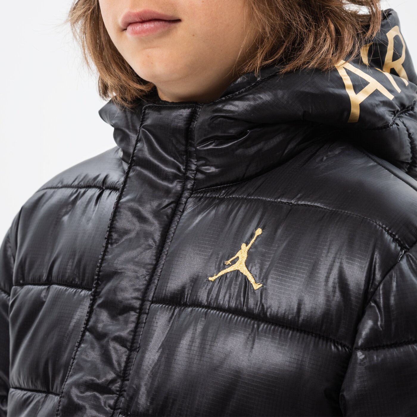 Детска преходно яке JORDAN ЯКЕ ЗИМНО JDB HOOD HIT JACKET GIRL 95a631-023 цвят черен