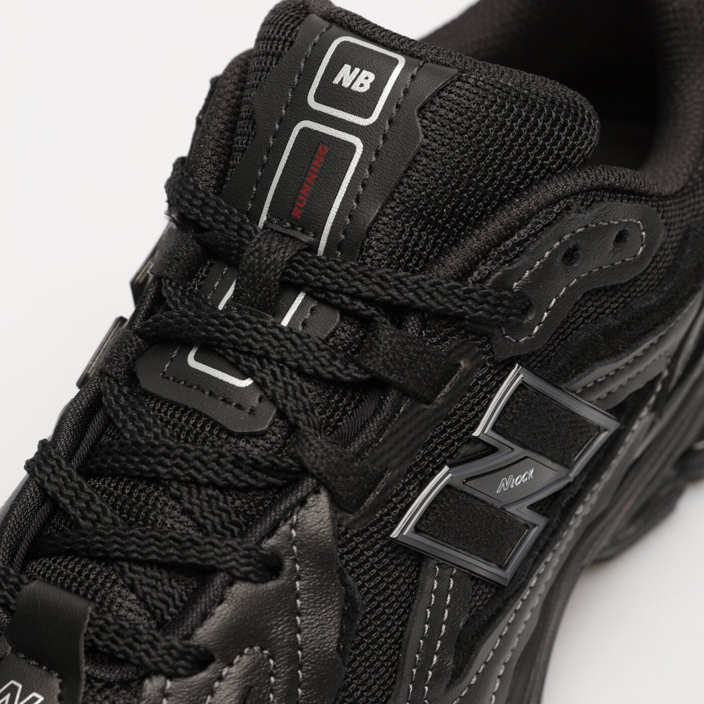 Мъжки маратонки NEW BALANCE 1906 m1906df цвят черен