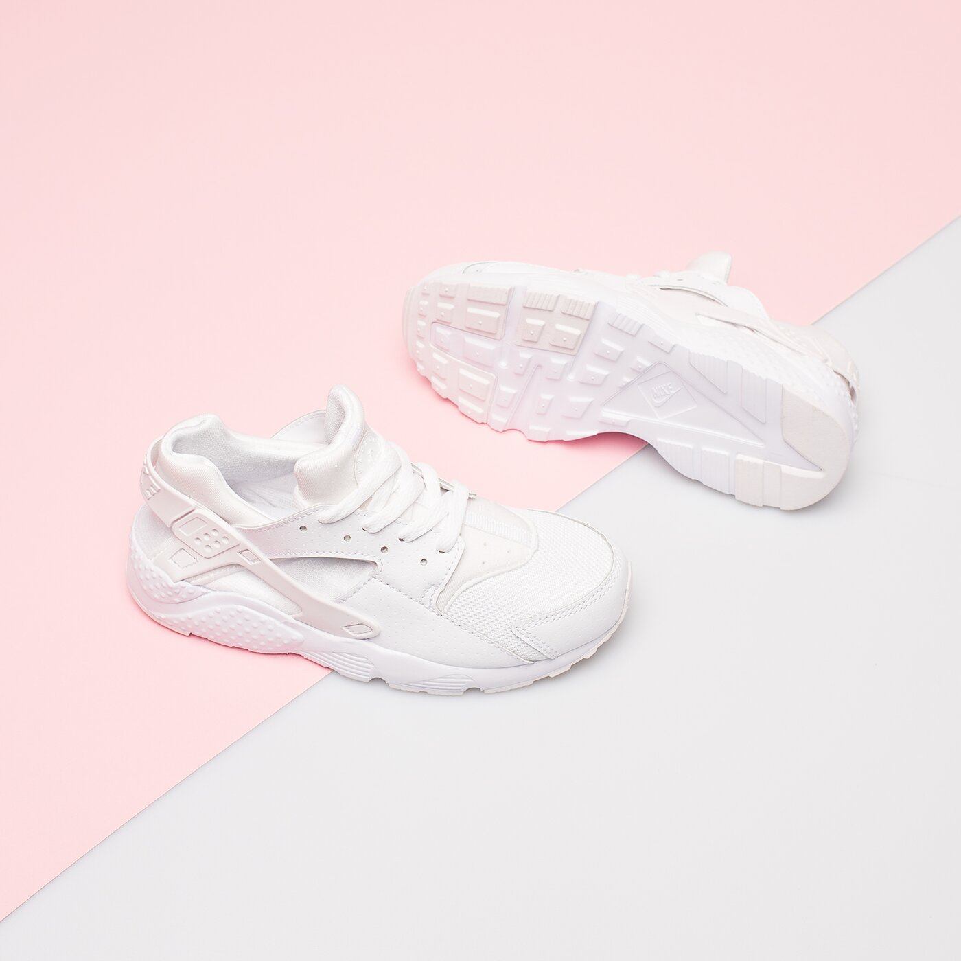 Детски маратонки NIKE HUARACHE RUN (PS)  704949-110 цвят бял