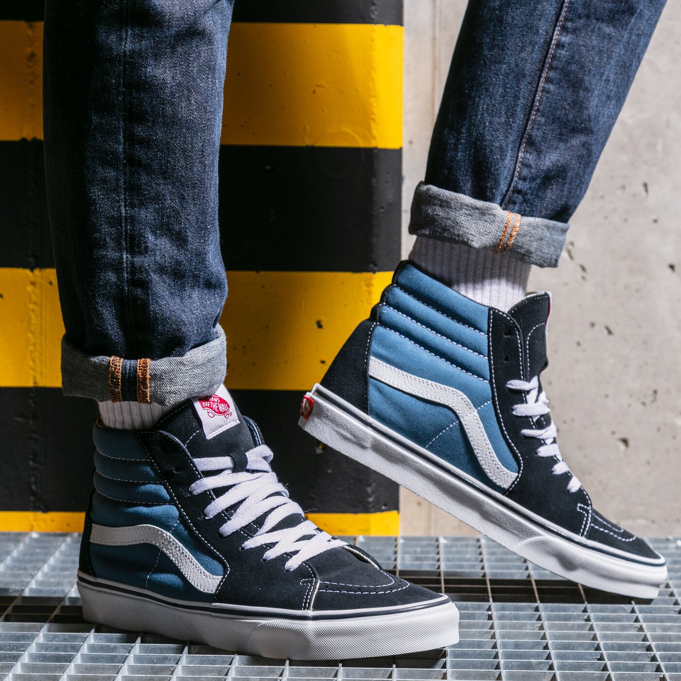 Мъжки маратонки VANS SK8-HI vn000d5invy1 цвят тъмносин