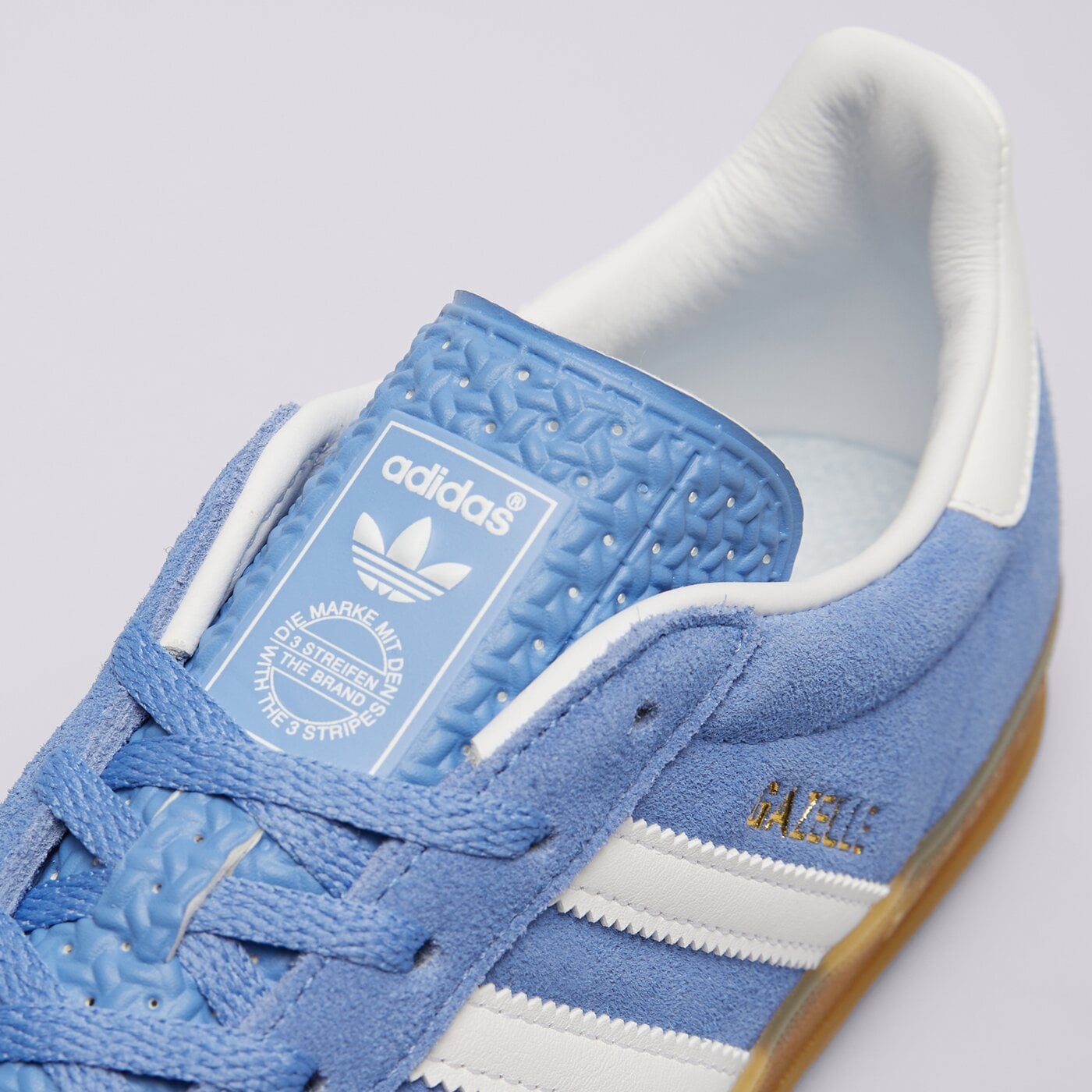 Дамски маратонки ADIDAS GAZELLE INDOOR W hq8717 цвят син