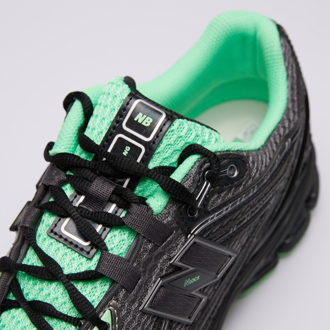 Мъжки маратонки NEW BALANCE 1906R u1906rct цвят черен