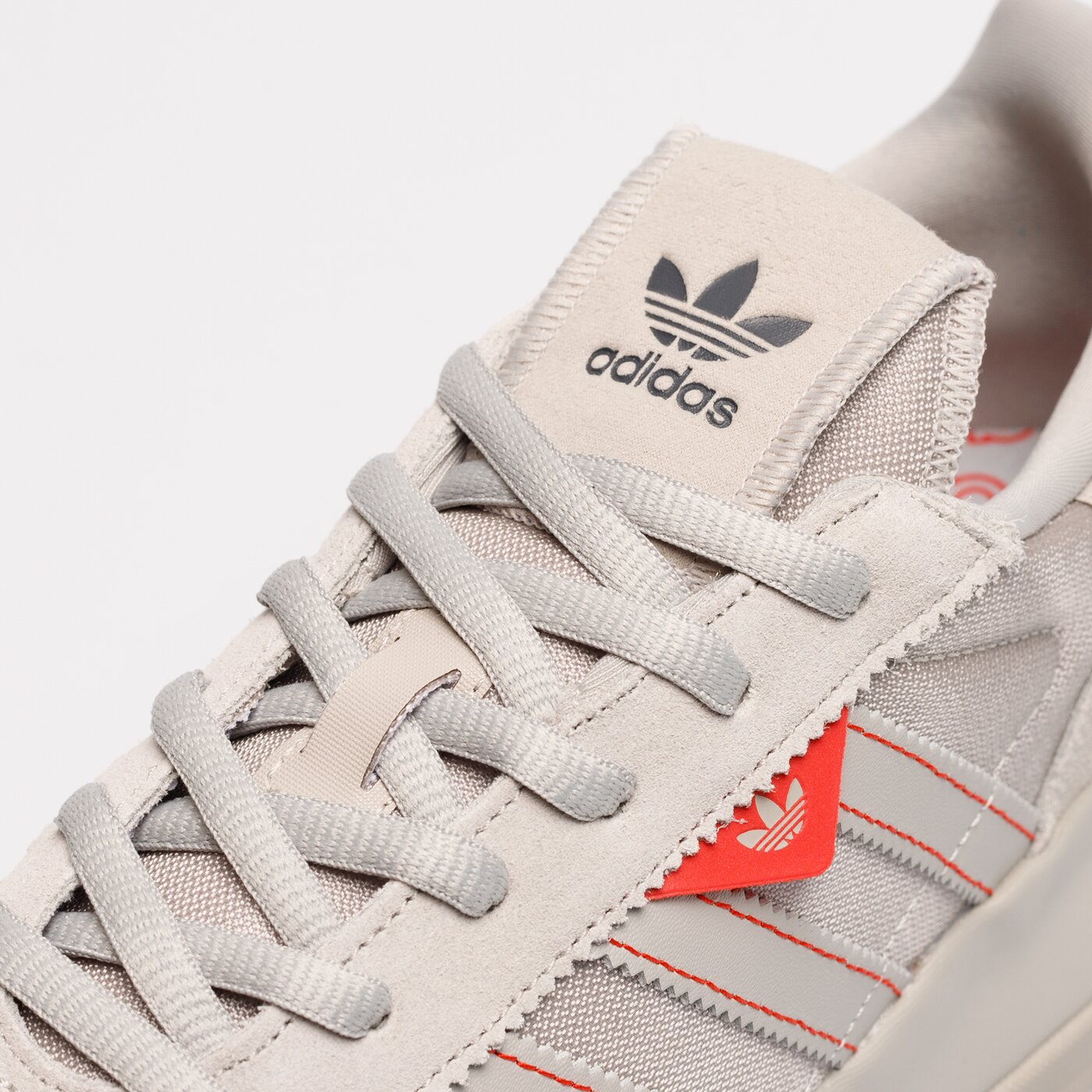 Мъжки маратонки ADIDAS RETROPY F2 gw9361 цвят сив