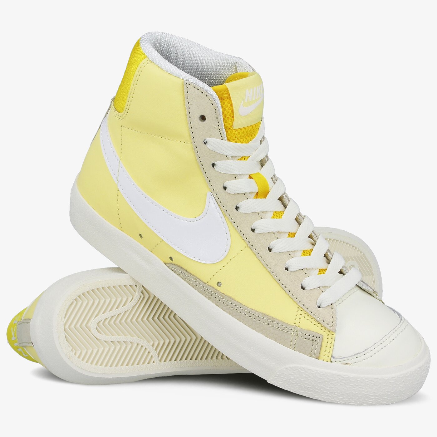 Дамски маратонки NIKE WMNS BLAZER MID '77 CS EN cz0363-700 цвят жълт