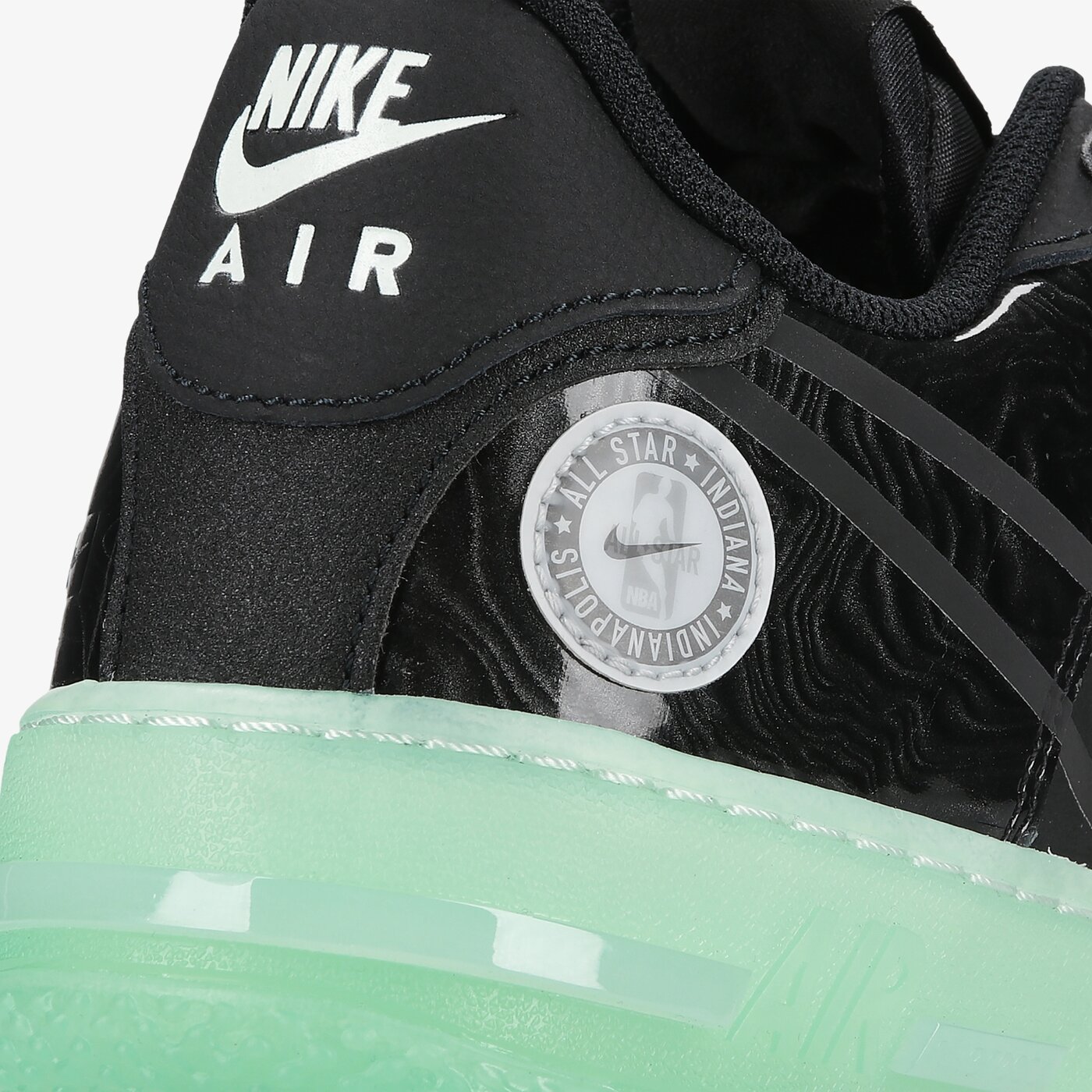 Мъжки маратонки NIKE AIR FORCE 1 REACT LV8 cv2218-001 цвят черен