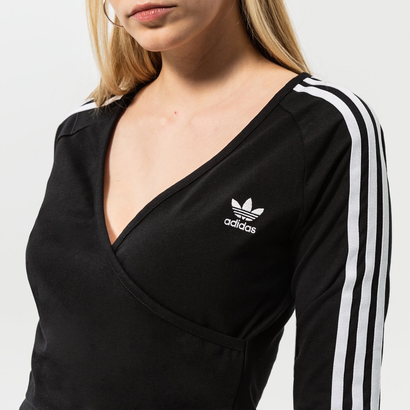 Дамска тениска ADIDAS ТЕНИСКА LONG SLEEVE hc2032 цвят черен