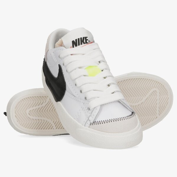 Дамски маратонки NIKE BLAZER LOW '77 JUMBO dq1470-101 цвят бял