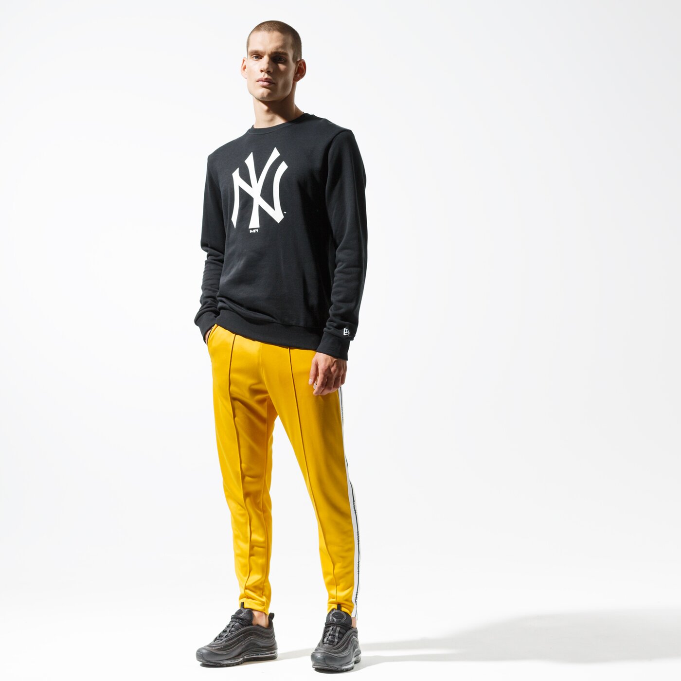 Мъжки суичър NEW ERA СУИТЧЪР MLB NYY BLK NEW YORK YANKEES BLK 11863705 цвят черен