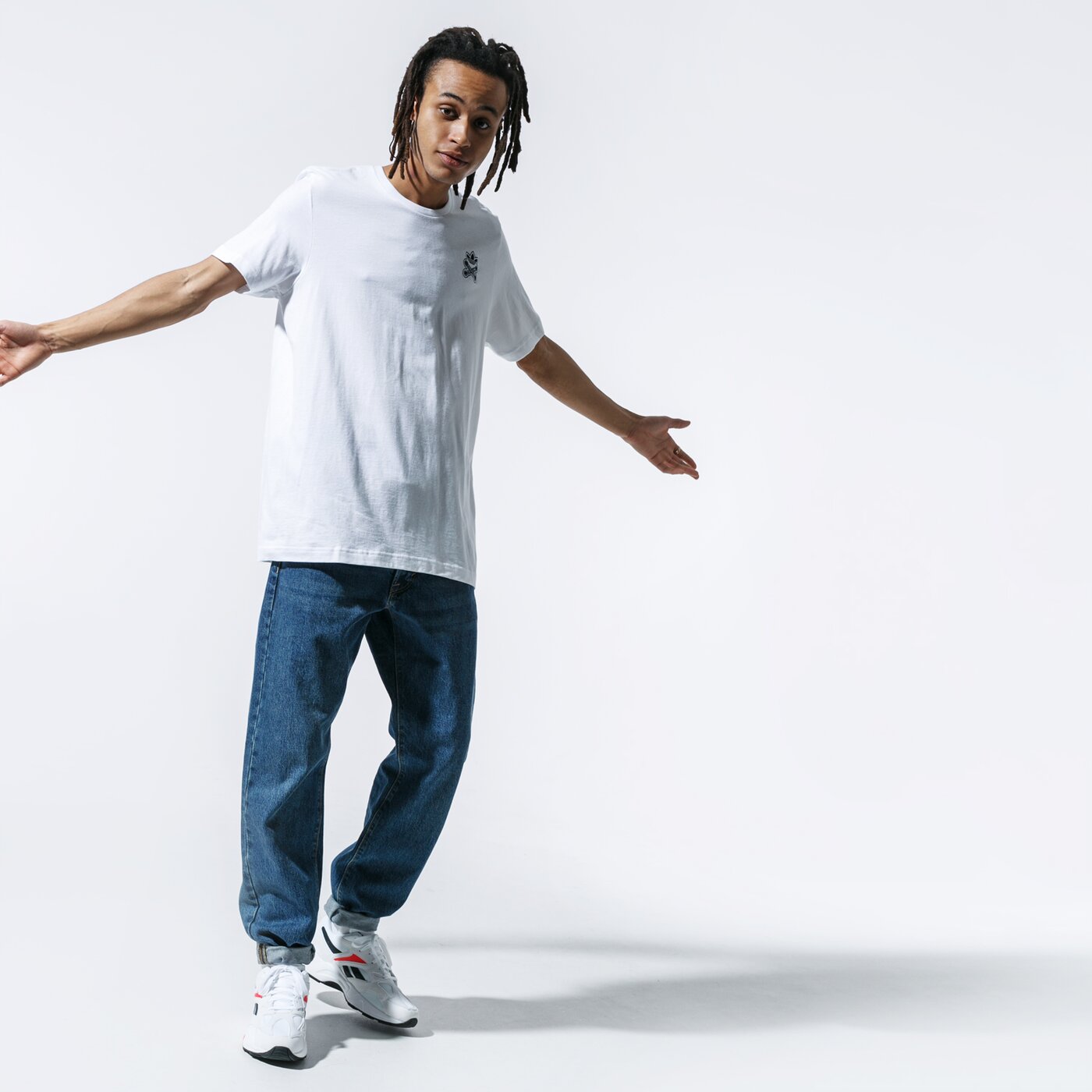 Мъжка тениска ADIDAS ТЕНИСКА TORSION MINI EMB TEE gj9580 цвят бял