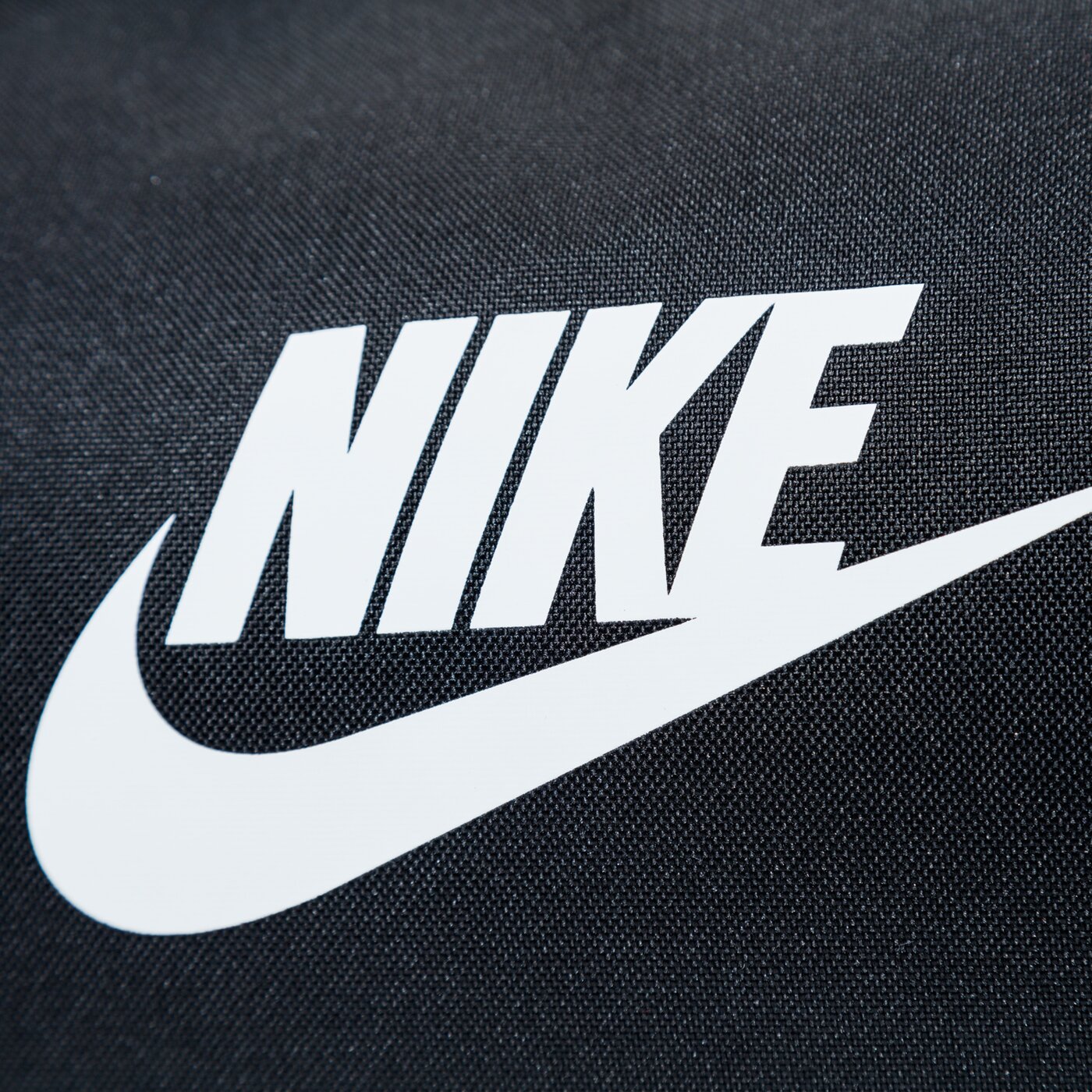 Дамски сак NIKE ЧАНТА NK HERITAGE DUFF - FA21 db0492-010 цвят черен