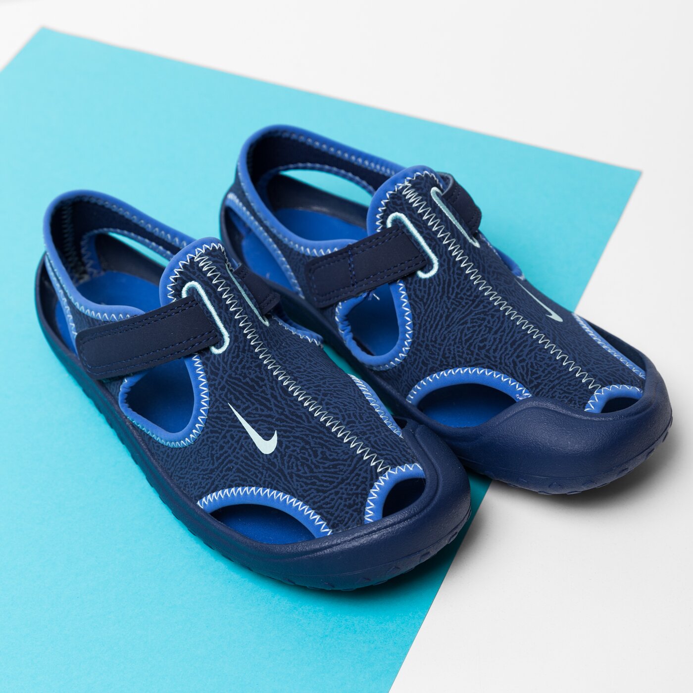 Детски чехли и сандали NIKE SUNRAY PROTECT (PS) 903631-400 цвят син