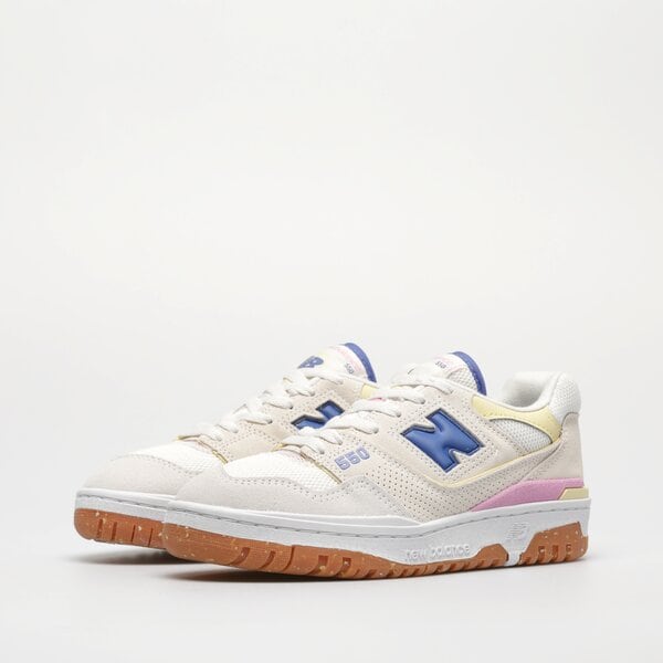 Дамски маратонки NEW BALANCE 550  bbw550db цвят бежов