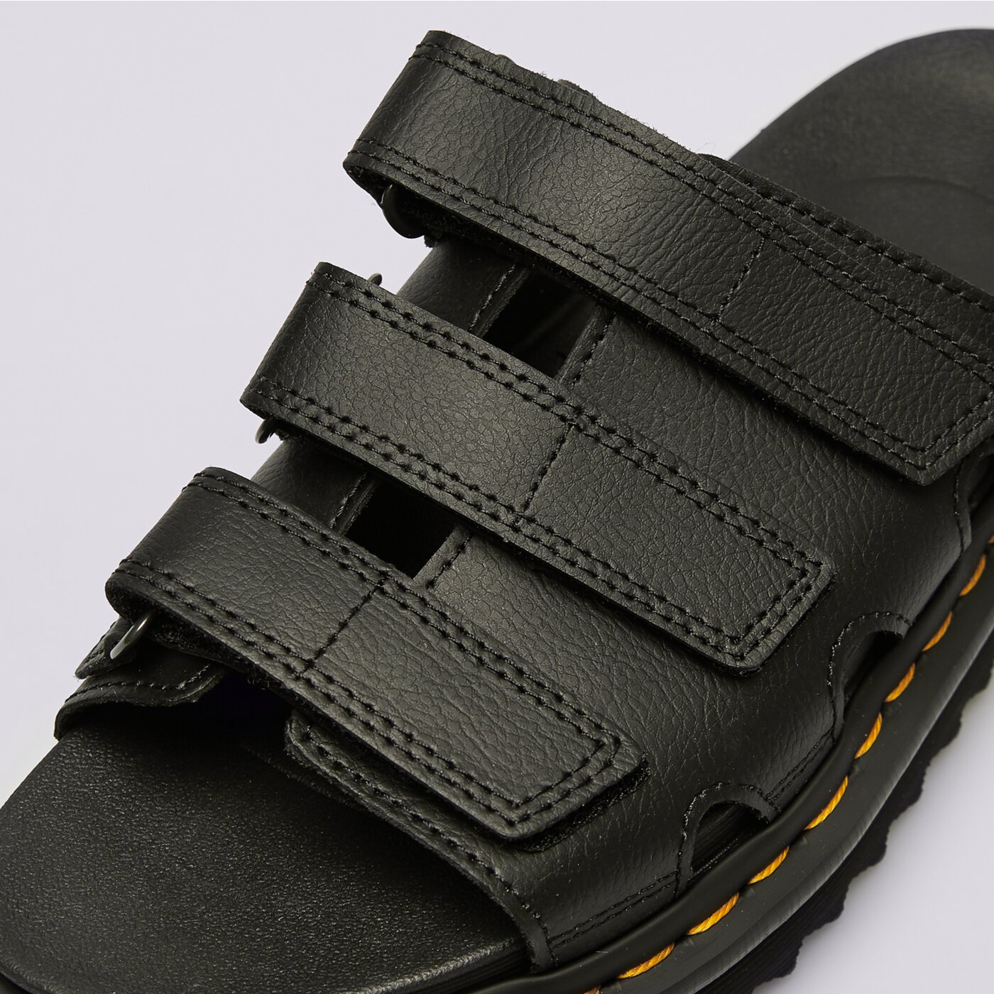 Дамски чехли и сандали DR.MARTENS RAINE SLIDE 40522001 цвят черен