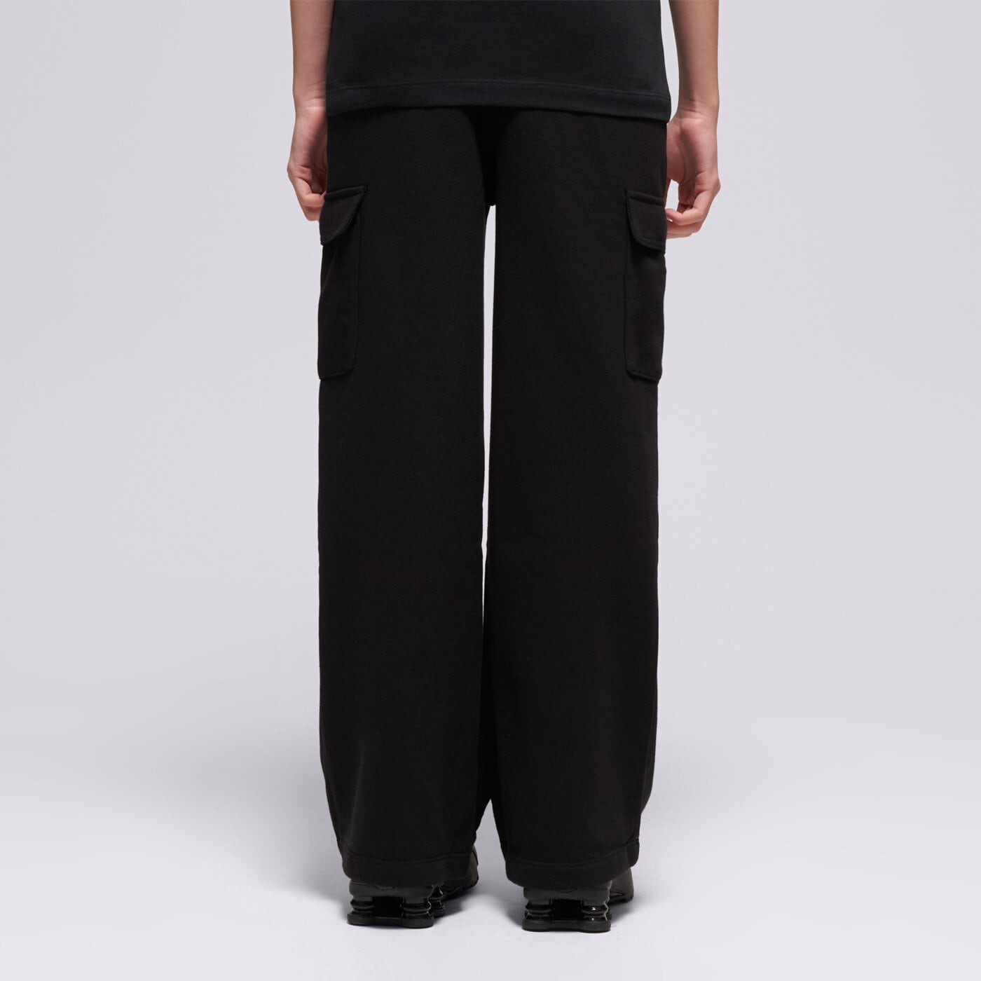 Детски панталони JORDAN ПАНТАЛОНИ JDG WJ BRKN FT CARGO PANT GIRL 45f143-023 цвят черен