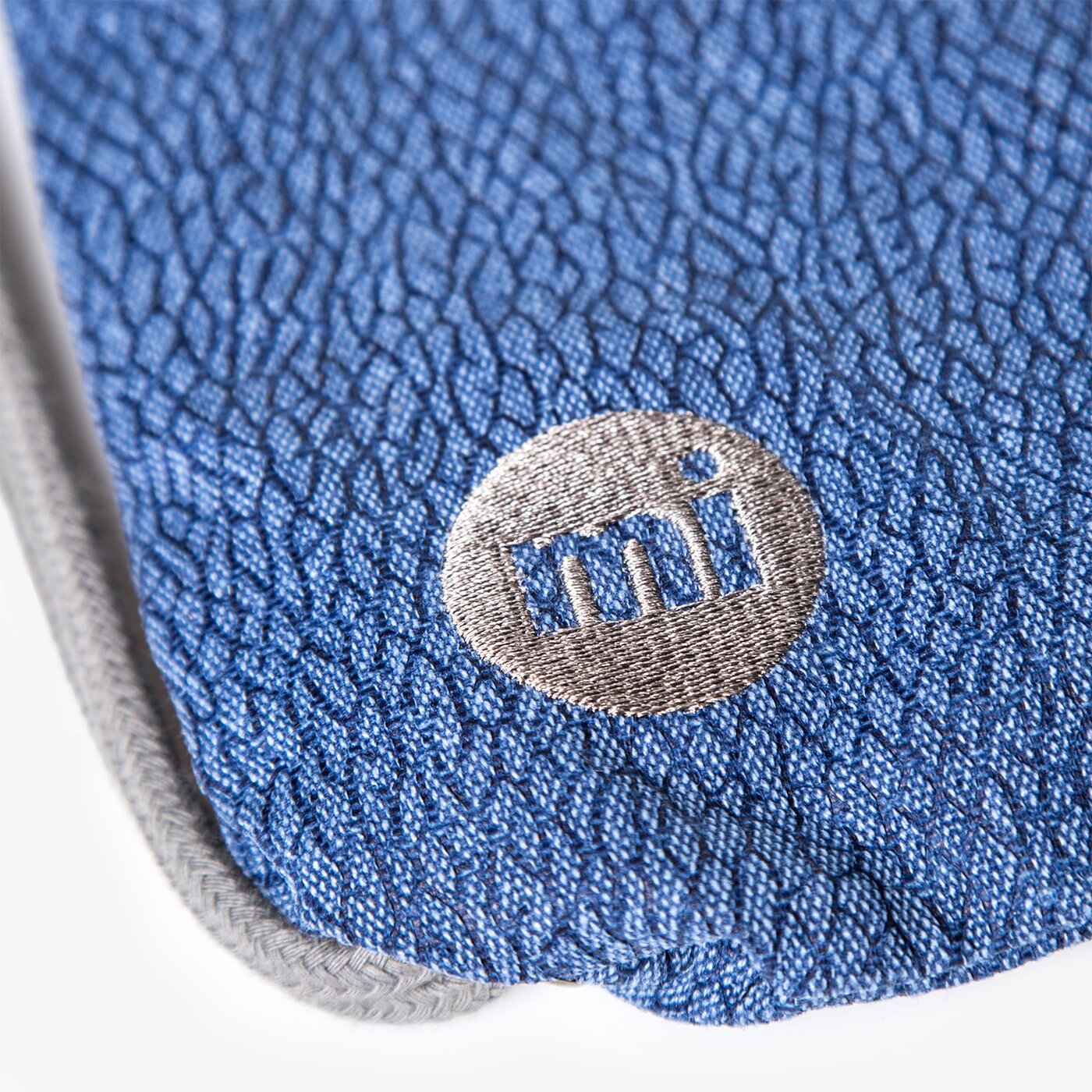 Детска мешка MI PAC МЕШКА PREMIUM ELEPHANT SKIN 740554002 цвят син