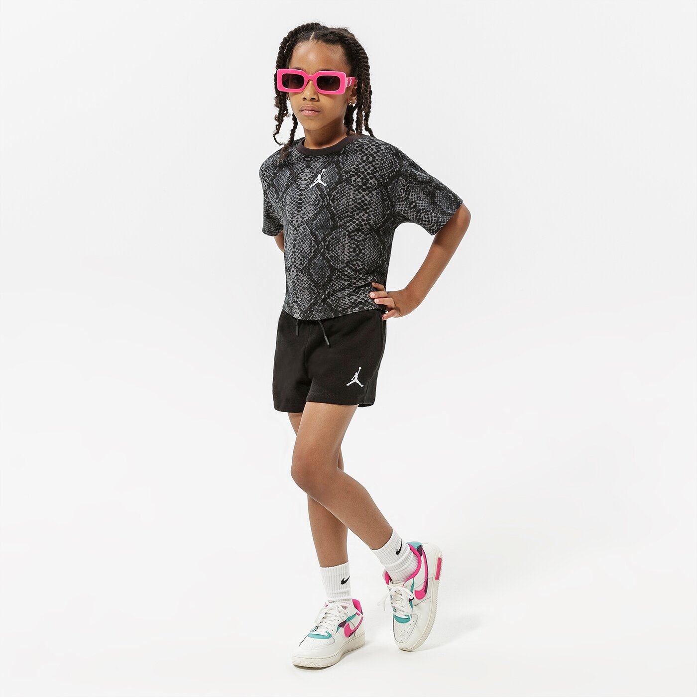  JORDAN ШОРТИ JORDAN ESSENTIALS SHORTS GIRL 45a771-023 цвят черен